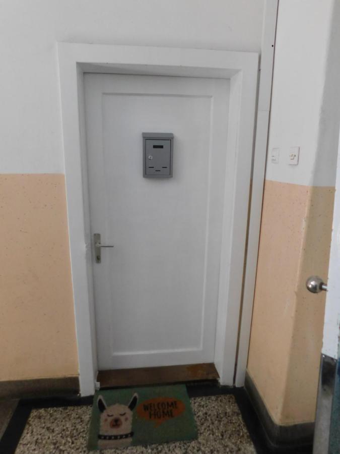 Ledek Apartment Любляна Екстериор снимка